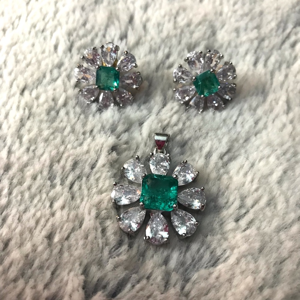 Cubic Zirconia Flower Pendant & Earrings
